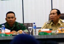 Pantau Pilkades, Plt Bupati Rohul Minta Jujur dan Teliti Saat Penghitungan Suara