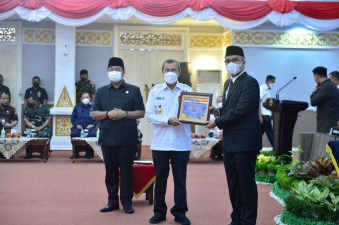 Keren! Sudah 5 Kali Berturut-turut, Pemprov Riau Terima WTP Lagi