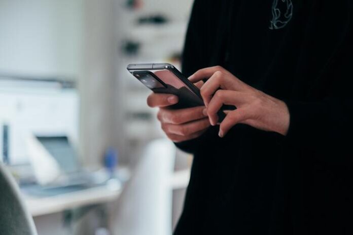 Shipment Makin Banyak Harga Jual Ponsel 5G Makin Murah