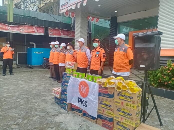 Bantu Korban Bencana Gempa Pasaman Barat, PKS RIAU Turunkan 30 Orang Relawan