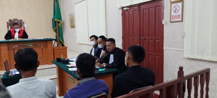 Dua Warga Sencalang Dituntut 2 Tahun Penjara, Kuasa Hukum Minta Pertanggungjawaban Oknum Polisi