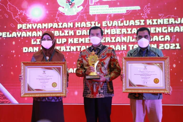 Tangan Dingin Duet Firdaus-Ayat Berjaya, Pekanbaru Raih Multiprestasi di 2 Periode