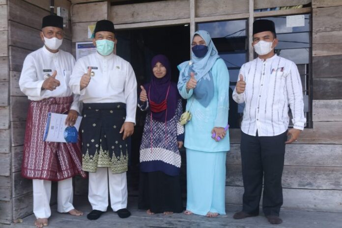 Melalui Program “Bujang Kampung”, Wabup Siak Beri Pelayanan Publik Langsung ke Warga