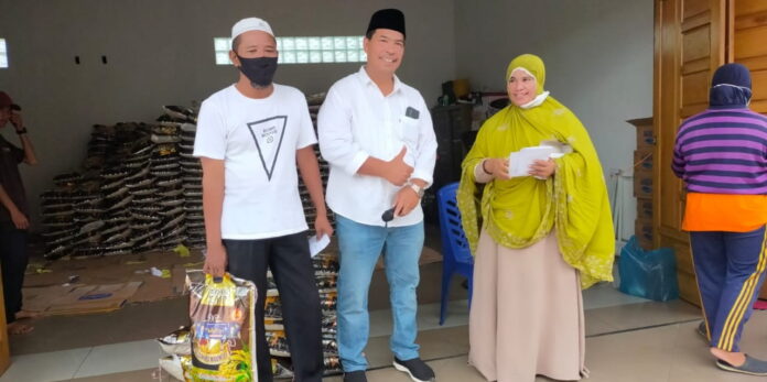 Tunaikan Kewajiban, Anggota DPRD Riau H.Rahmad Salurkan Zakat, Infak, Sedekah Dan Santunan