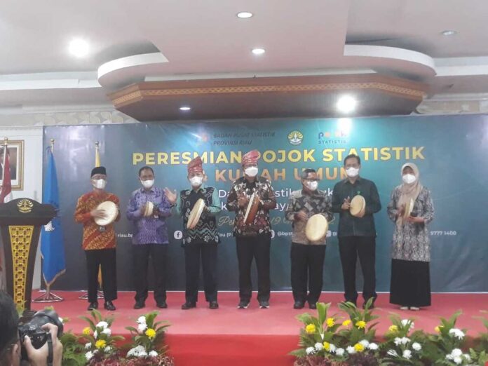 Mantap! UR Kampus Pertama di Riau yang Miliki Pojok Statistik