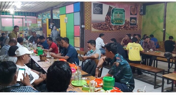 Silaturahmi Bersama DR H Syafriadi, Anggota PWI Dumai Minta Program Umrah Dihidupkan Kembali
