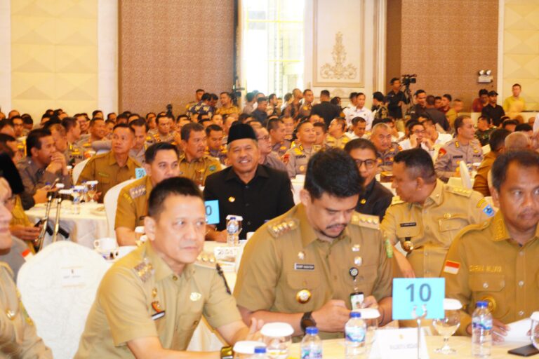 Ikuti Rakor Pilkada Serentak di Medan, Bupati Alfedri: Ini Sejarah Baru bagi Indonesia